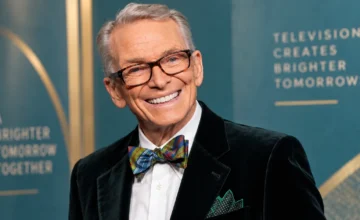 Bob Mackie at a fashion industry event.