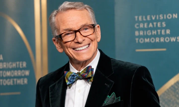 Bob Mackie at a fashion industry event.